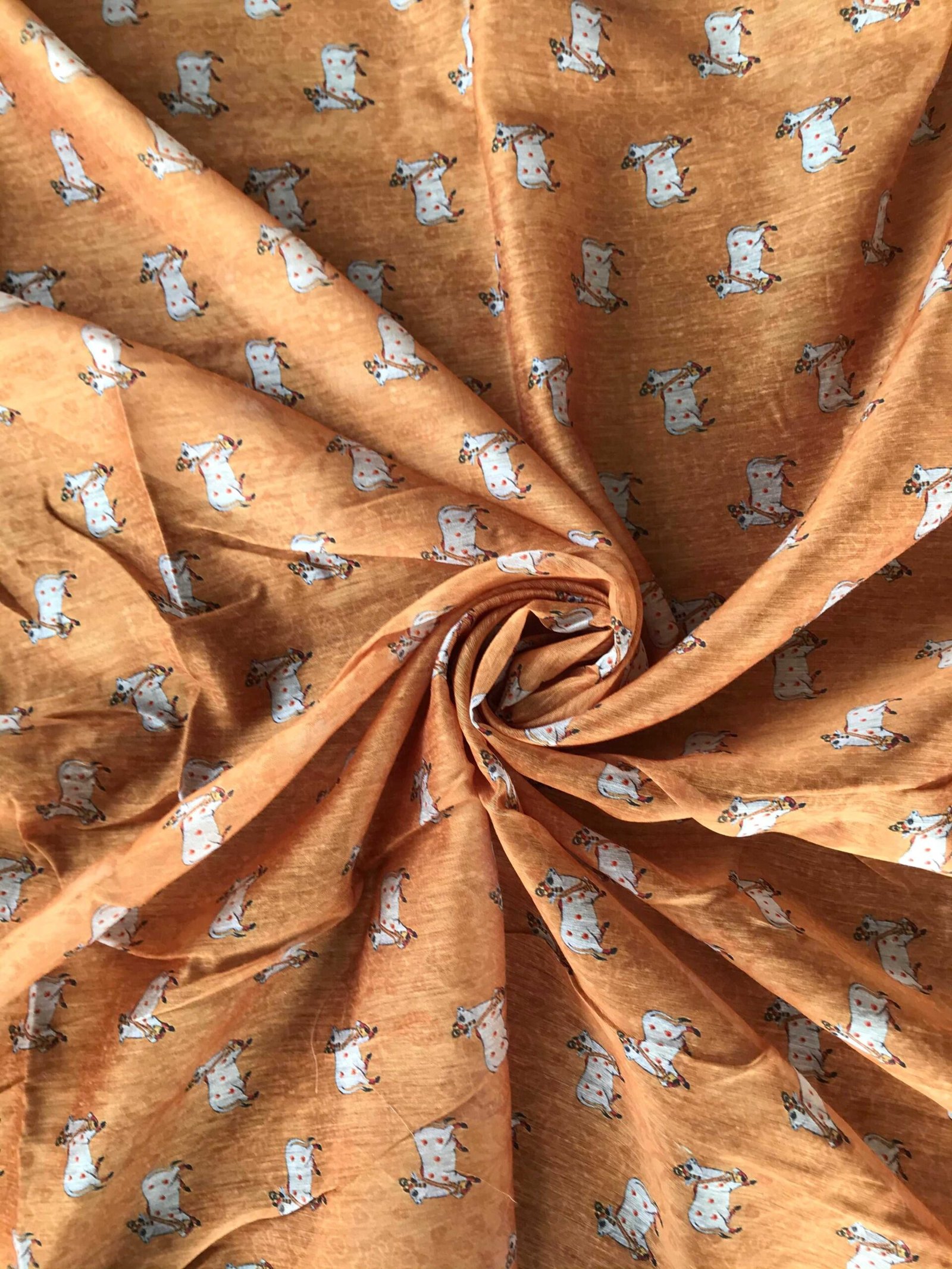 Stunning Emerald Green Saree - Image 4