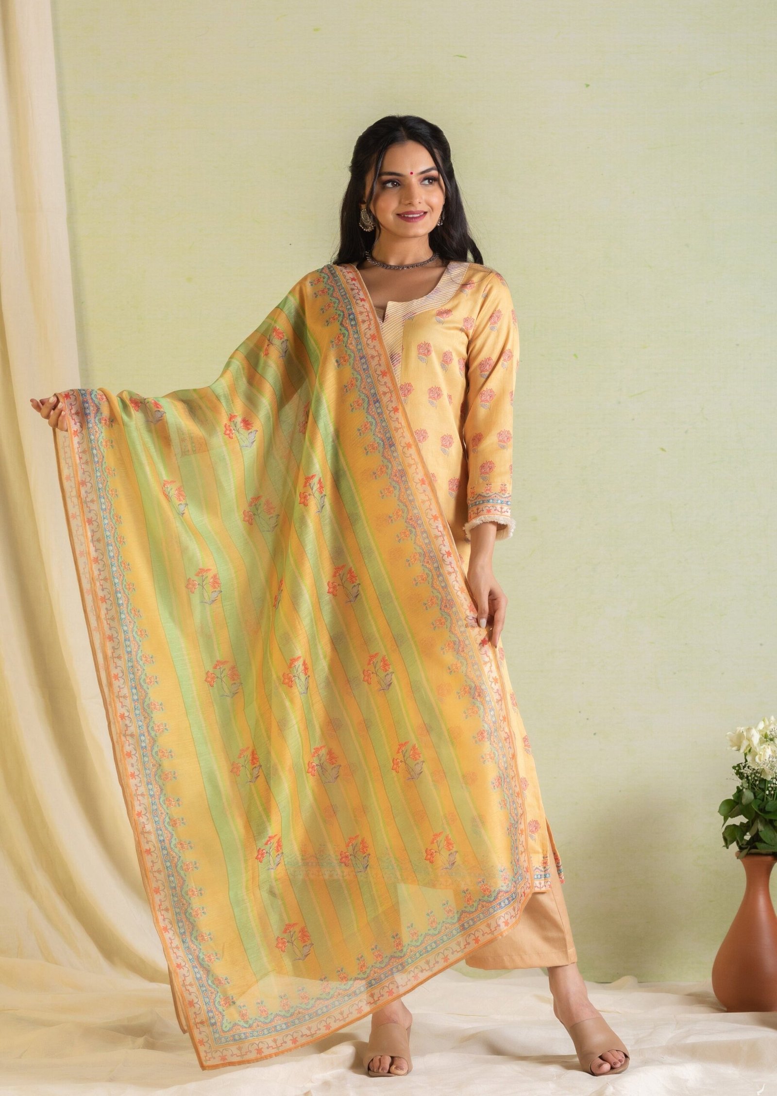 Elegant Chann Rose Touch Dupatta for a Touch of Luxe