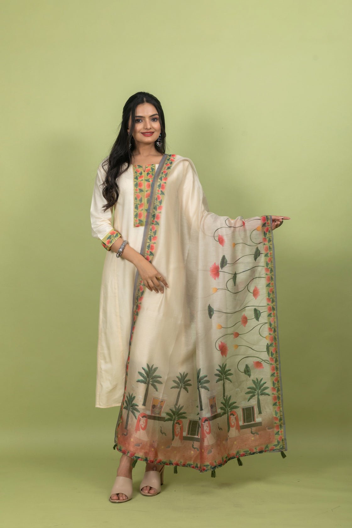 Elegant Prisha Pichwai Ensemble Set