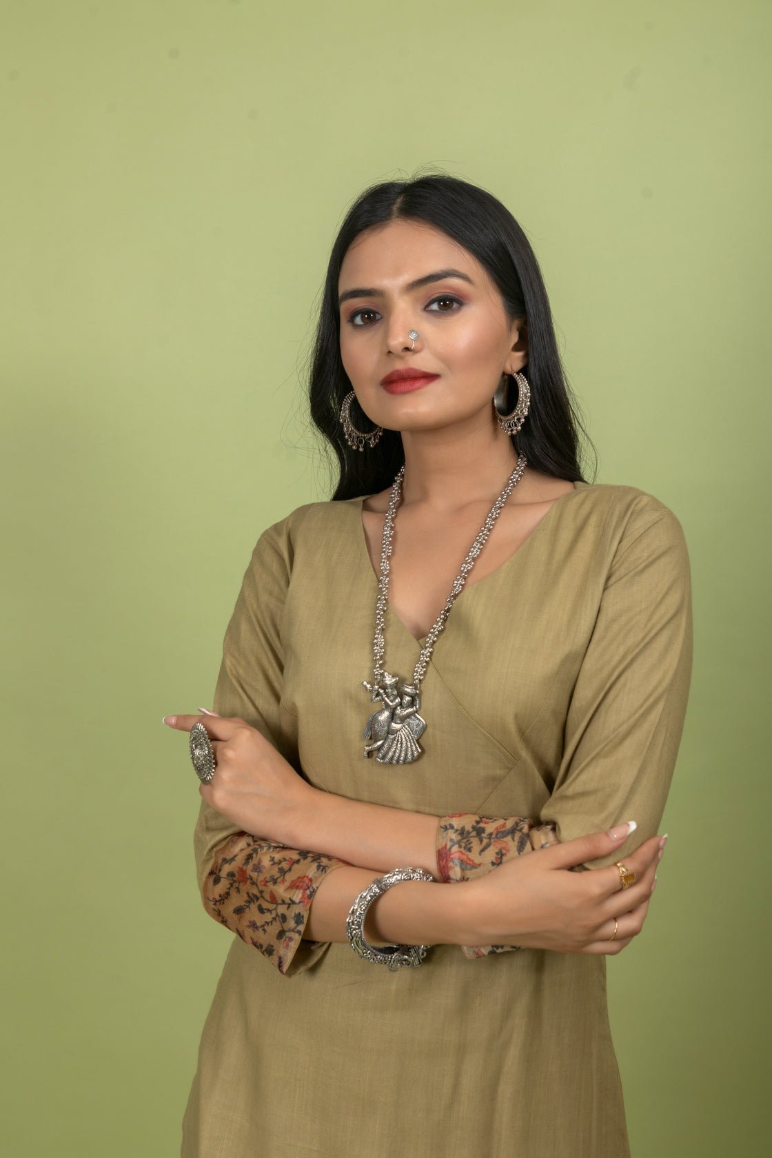 Elegant Geetika Suit Ensemble - Image 4