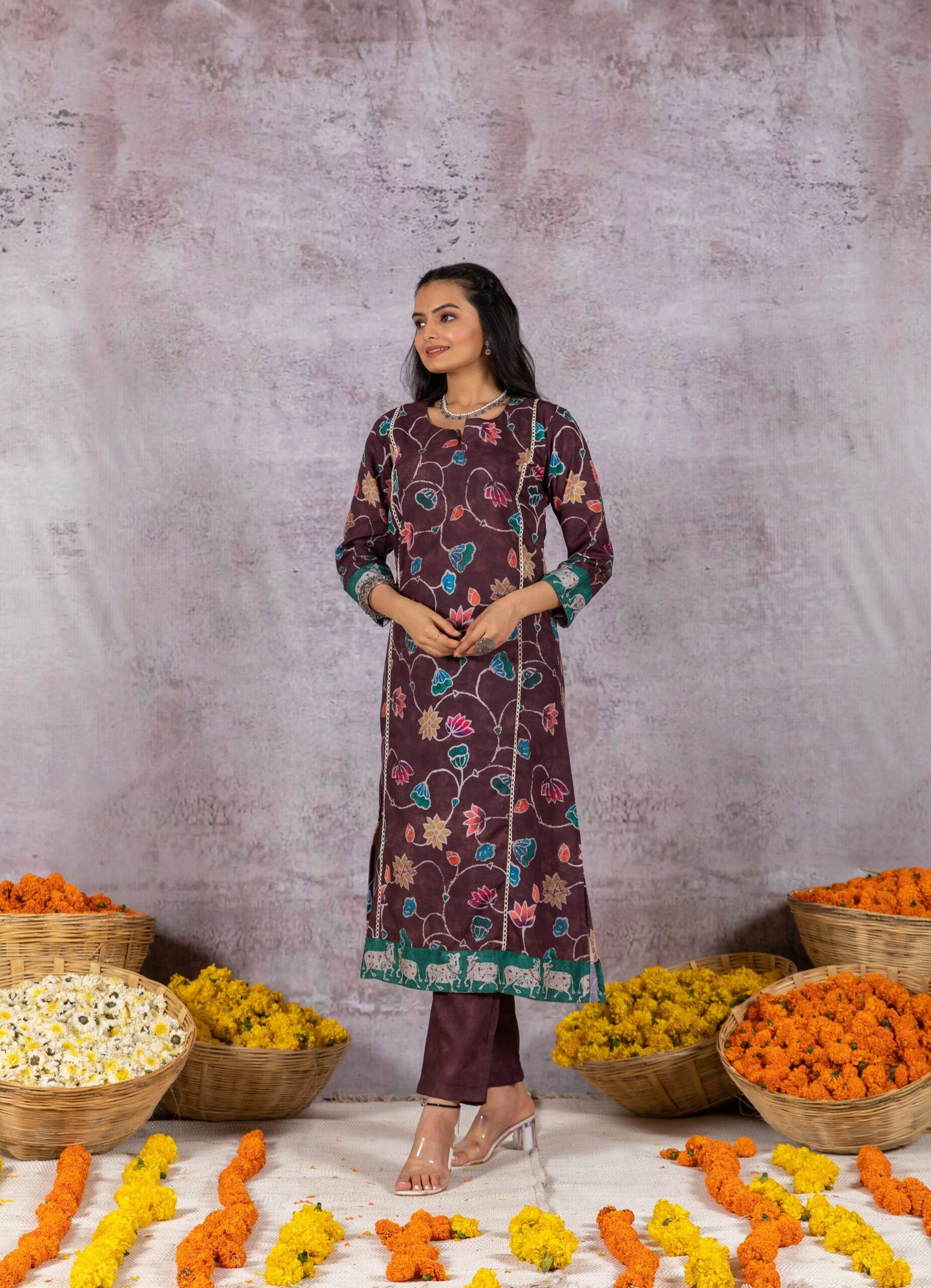 Elegant Irya Floral Brown Suit Set for Effortless Chic Style - Image 2