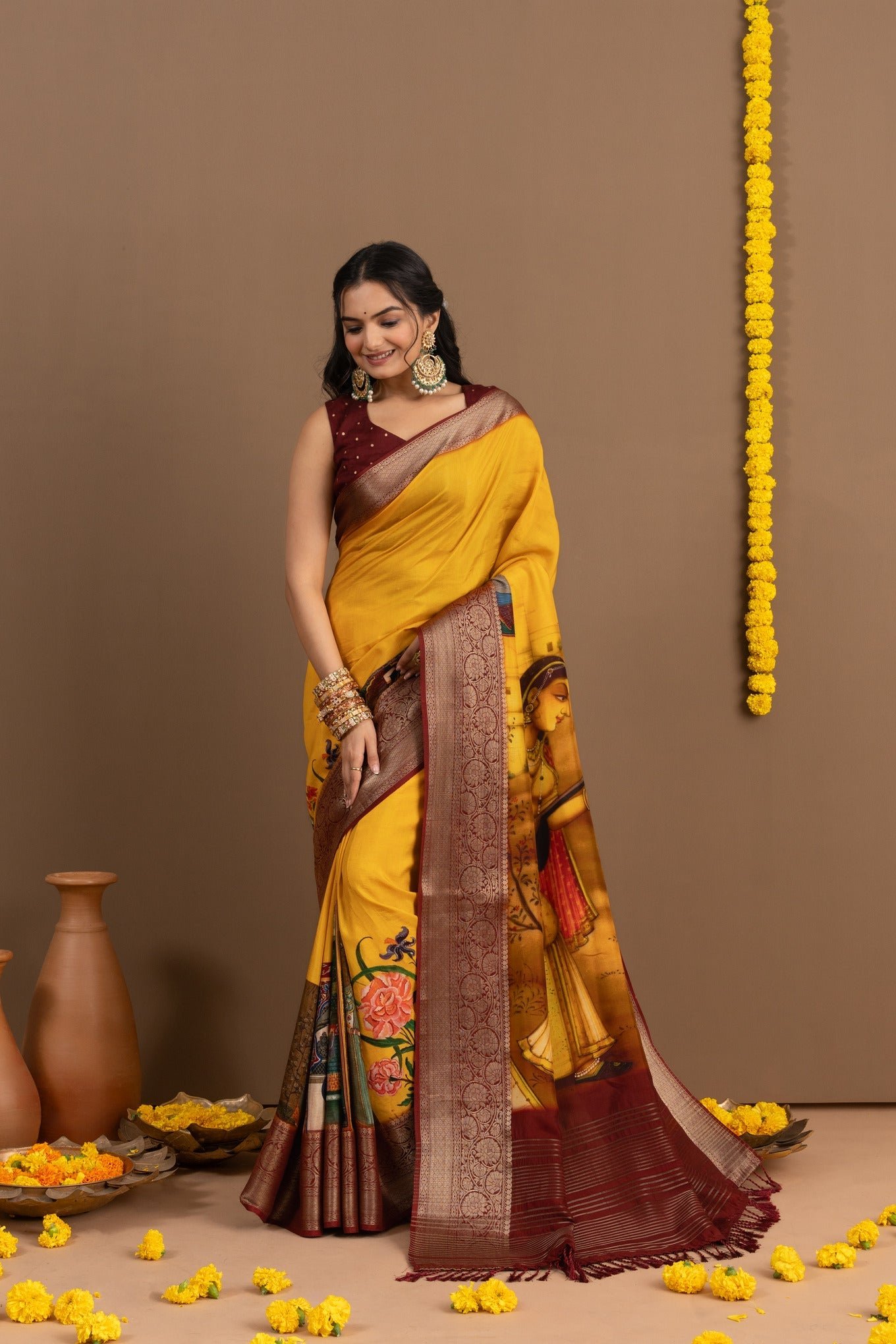 Exquisite Roopvati Sunehri Saree: Embrace Elegance and Tradition - Image 4