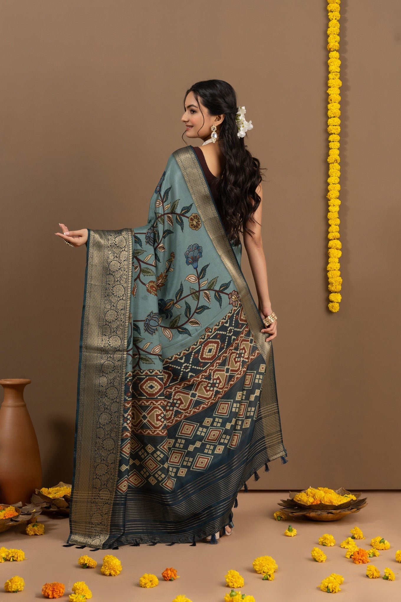 Exquisite Ruchi Kalamkari Saree - Embrace Tradition with Style - Image 3