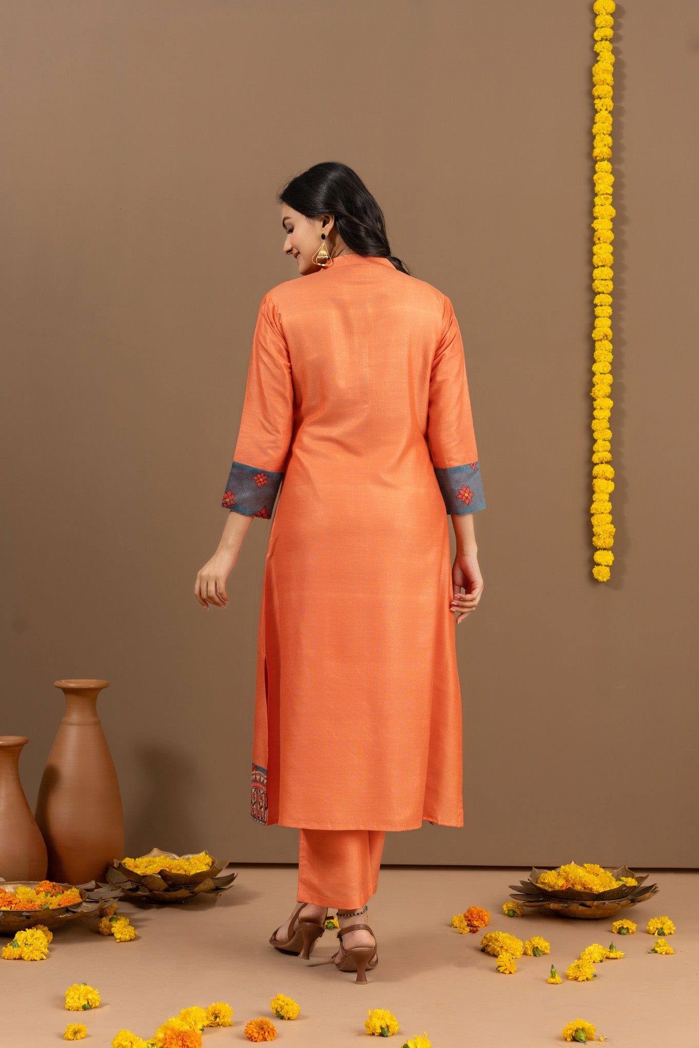 Illuminate Your Style with the Divyani Radiance Suit Set - Image 5