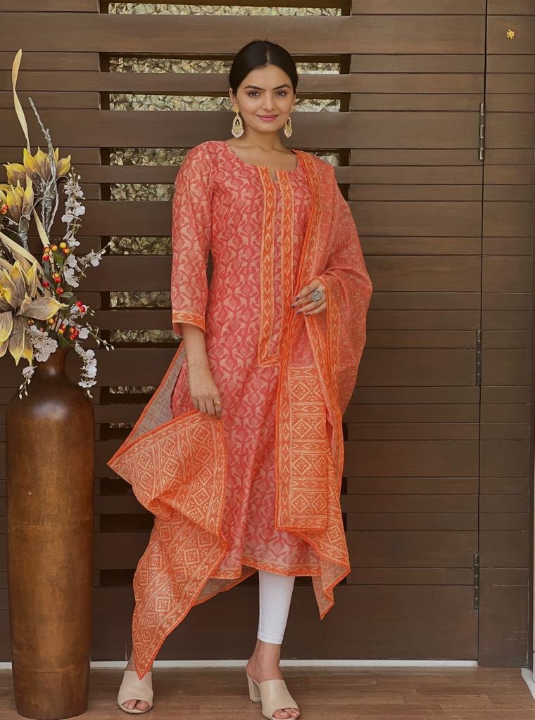Elegant Peach Gaurika Dupatta for Timeless Style