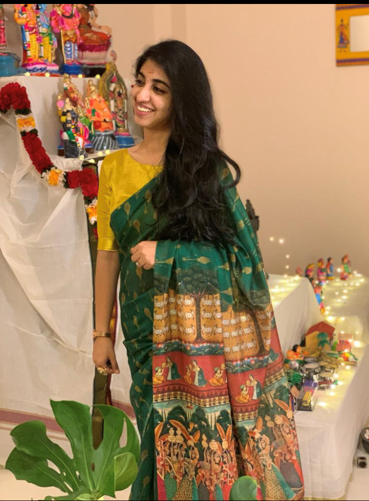 Stunning Emerald Green Saree - Image 2