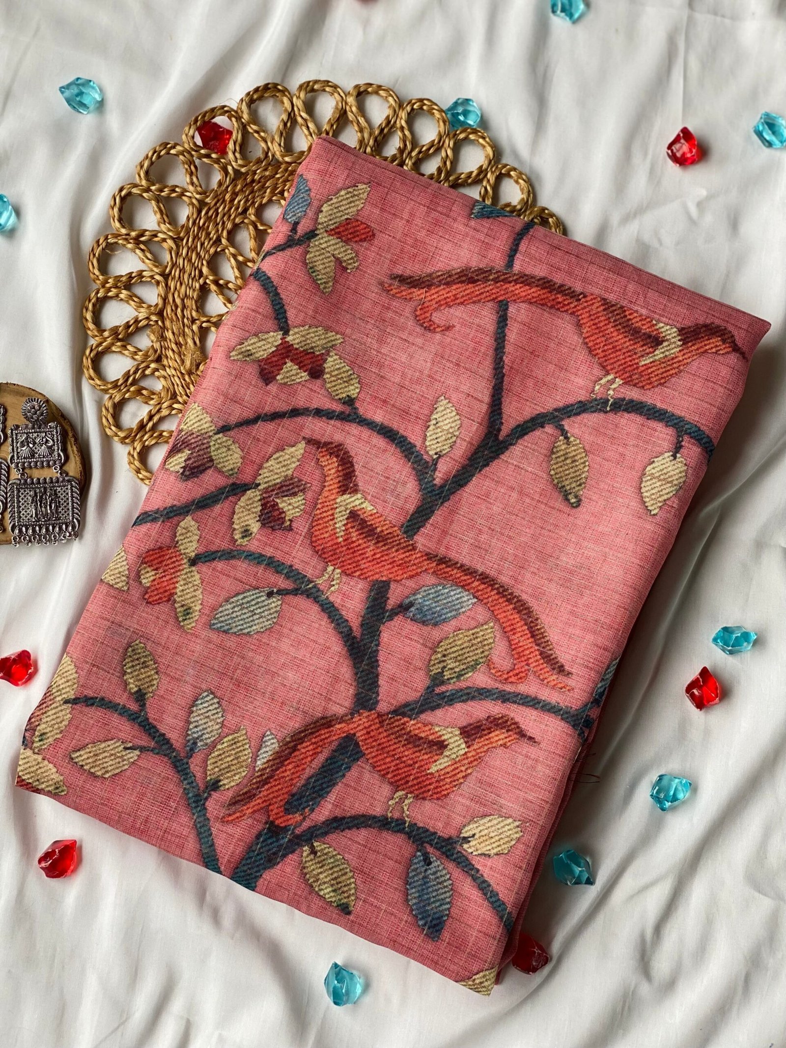 Elegant Shri Vastu Linen Saree for Timeless Grace