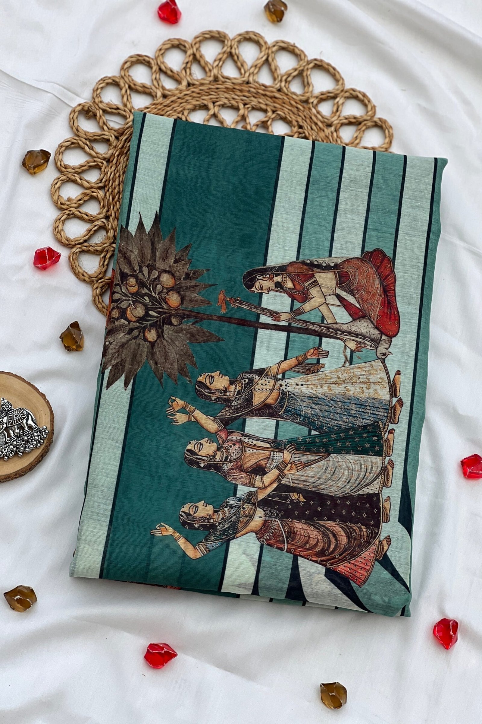 Elegant Pravalika Gopi Striped Saree for Timeless Charm