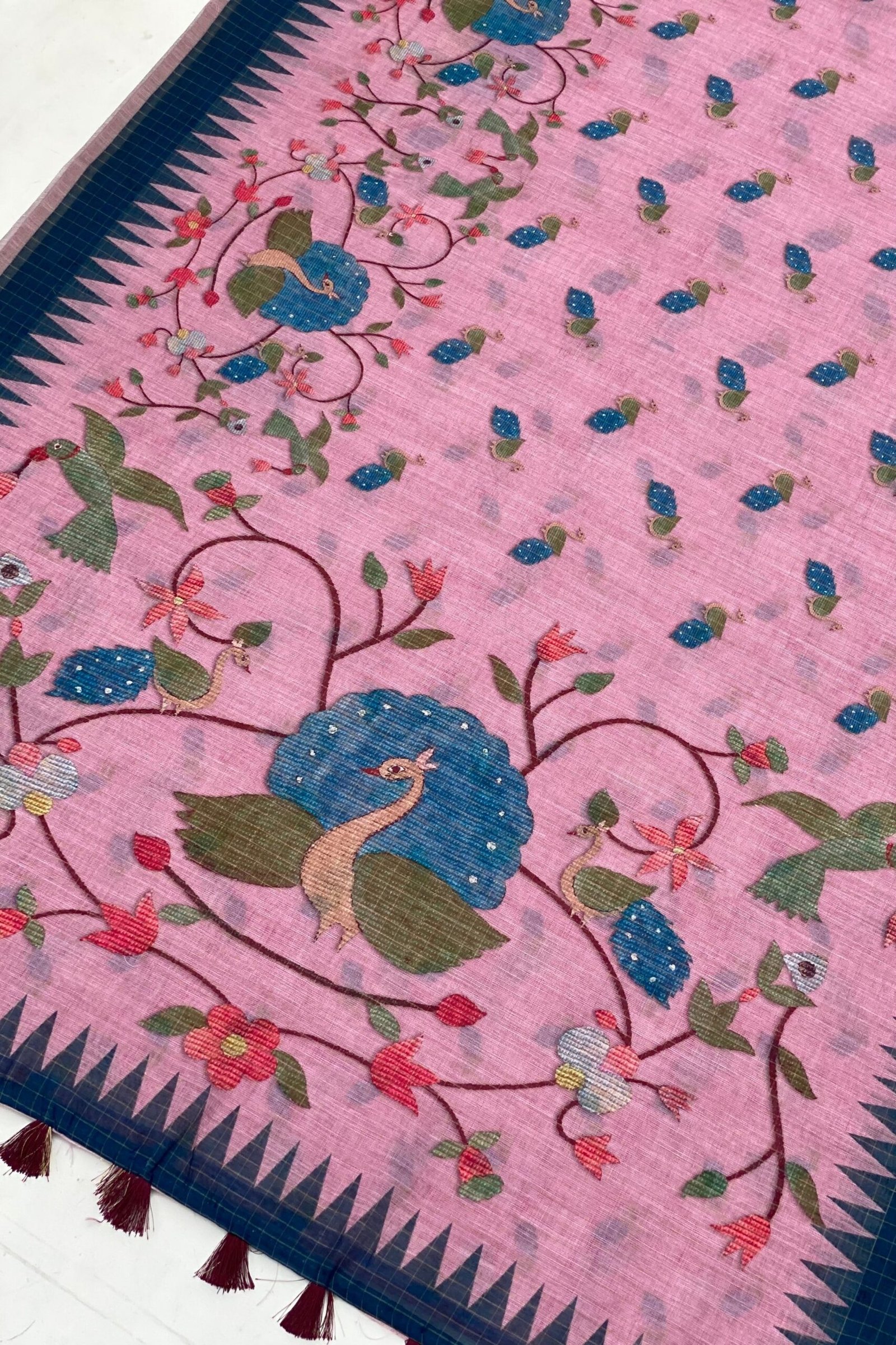 Exquisite Gulabi Mayur Saree - Embrace Elegance and Tradition - Image 5