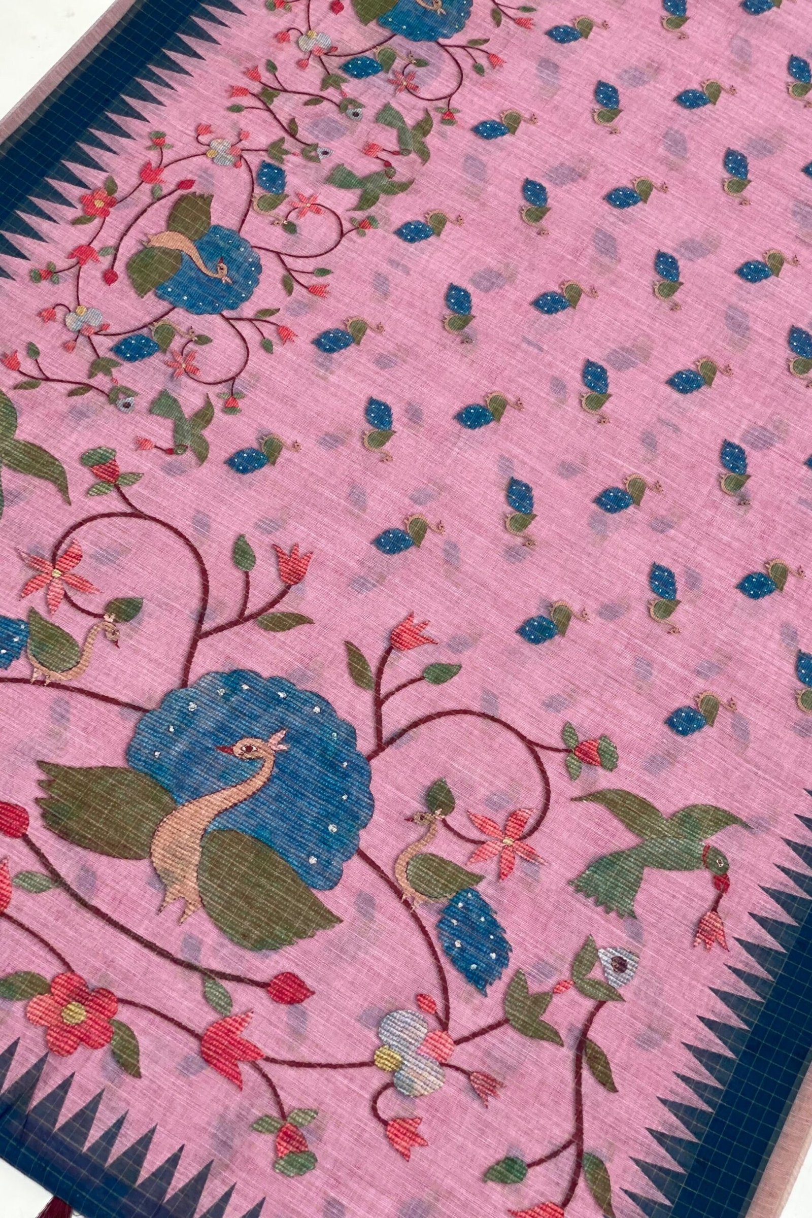 Exquisite Gulabi Mayur Saree - Embrace Elegance and Tradition - Image 4