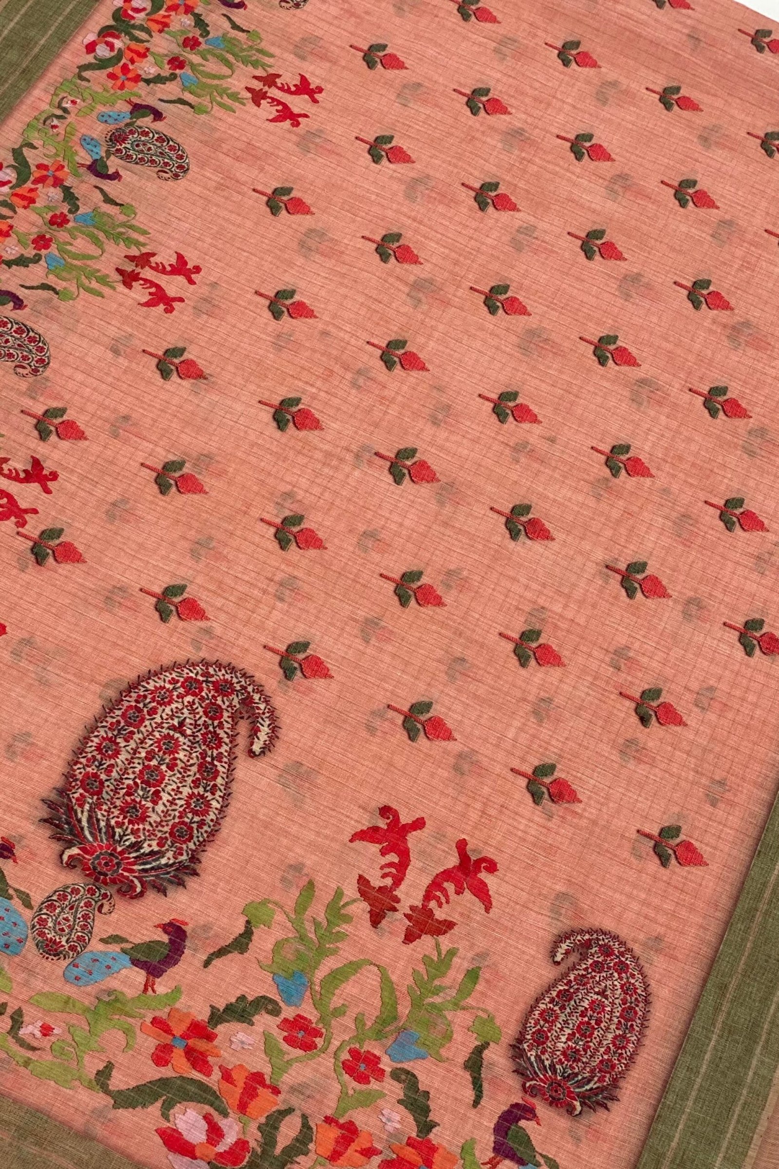 Elegant Paisley Patterned Vastra Saree - Image 3