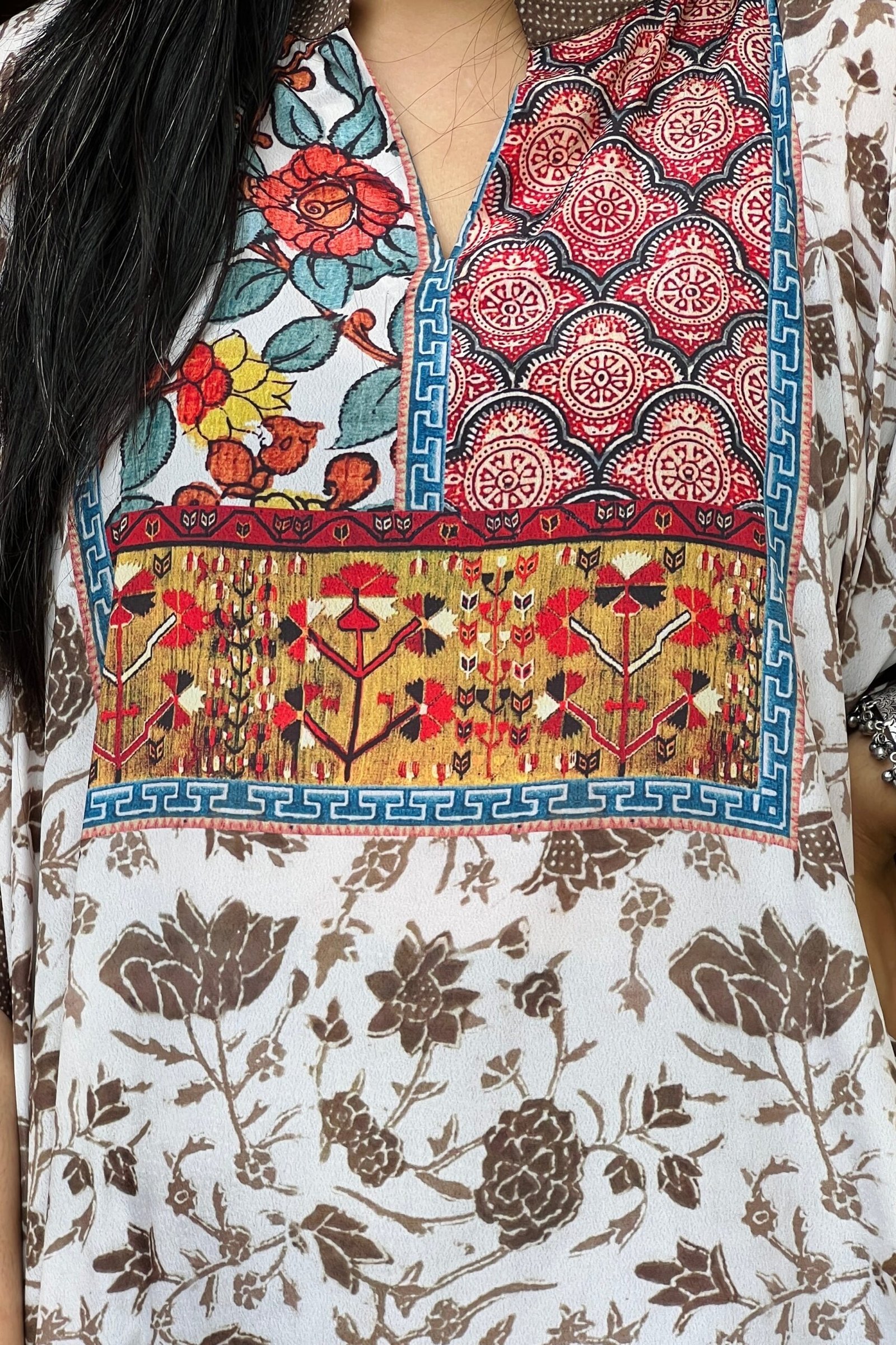 Radiant White Chic Kaftan Ensemble - Image 4