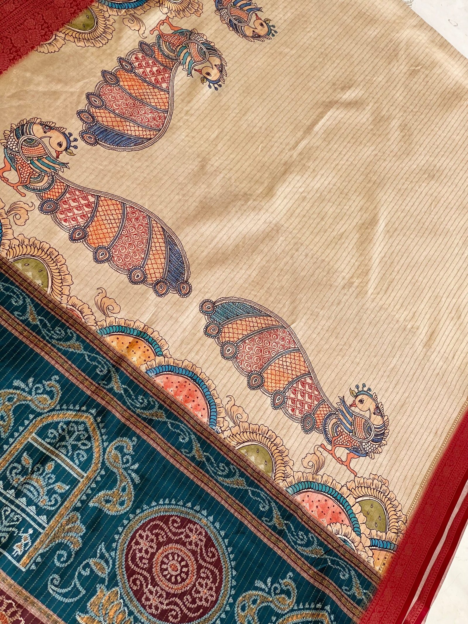 Elegant Pehchan Peacock Saree – Embrace Timeless Grace - Image 7