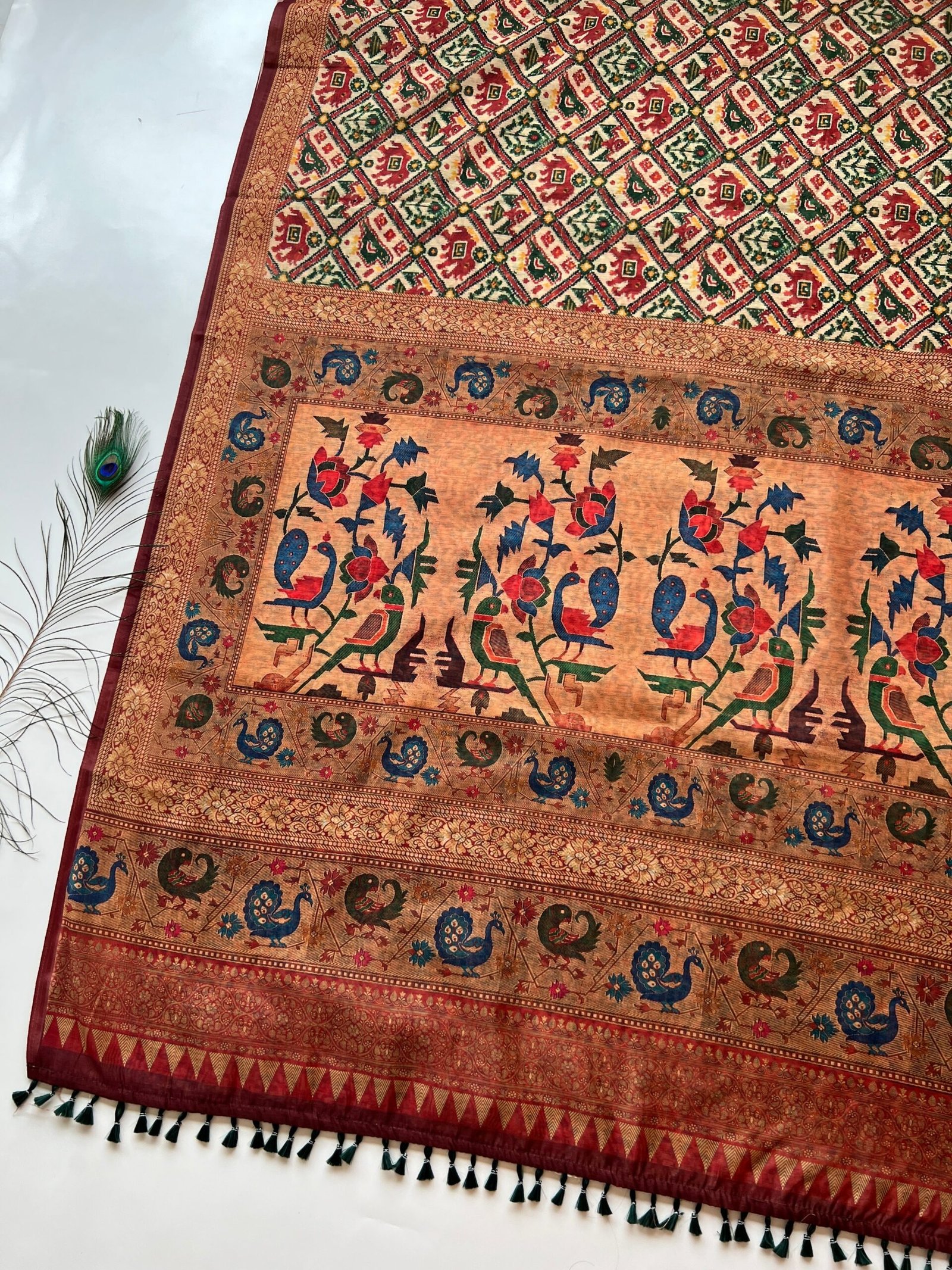 Elegant Beige Patola Saree for Timeless Charm - Image 2